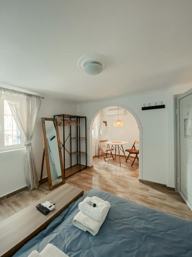 Isabella Suites: An Old Venetian Home Corfu  Esterno foto